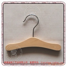 實(shí)木寵物衣架促銷：低價(jià)批發(fā)，專為愛(ài)寵設(shè)計(jì)