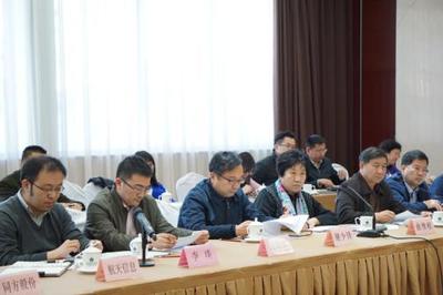 凝聚骨干力量 共謀信息系統集成服務發展新篇章——信息化和軟件服務業司參加大型骨干企業座談會側記